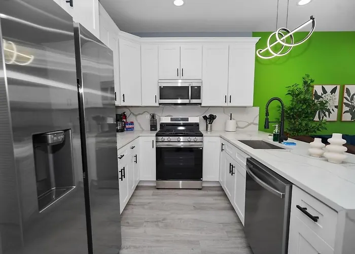 Apartment Family-friendly 3br Retreat Near Medical District, Of Illinois & West Loop