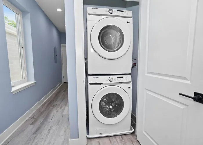 Family-friendly 3br Retreat Near Medical District, Of Illinois & West Loop * Chicago